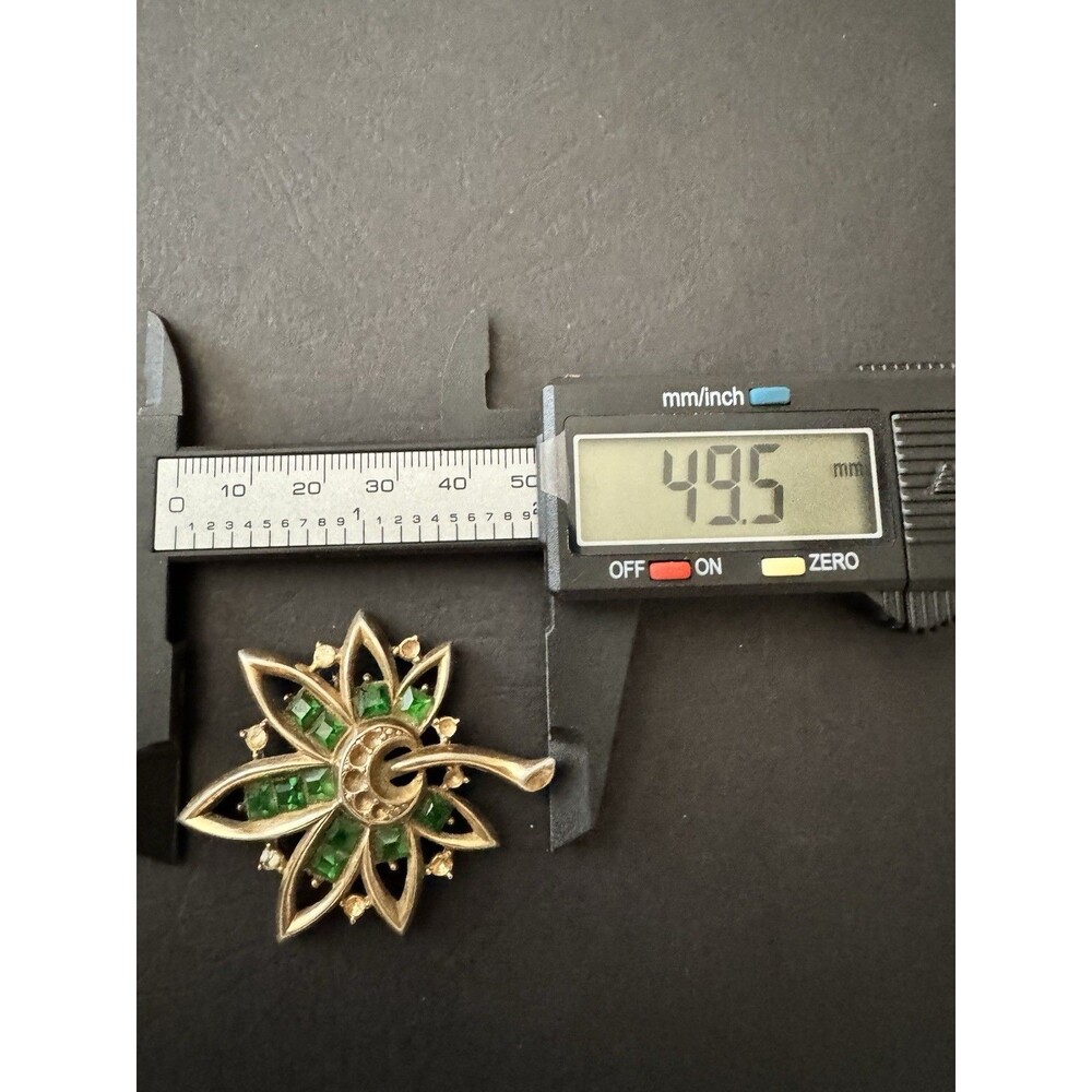 Vintage Green Rhinestone Cannabis Pot Leaf Brooch Parts Repair Art Deco - Picture 6 of 6
